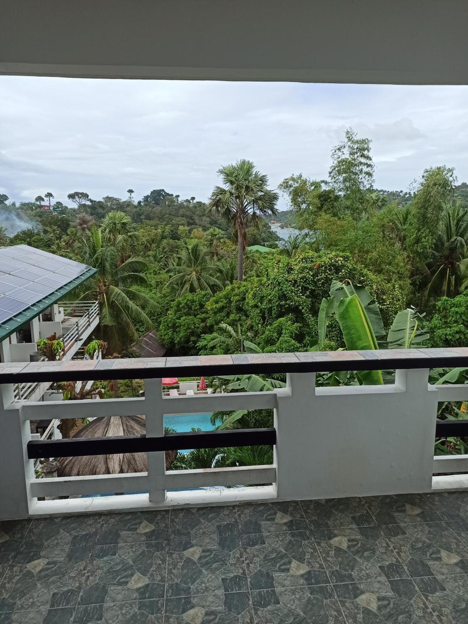 Jalyn'S Resort Sabang Puerto Galera Room photo