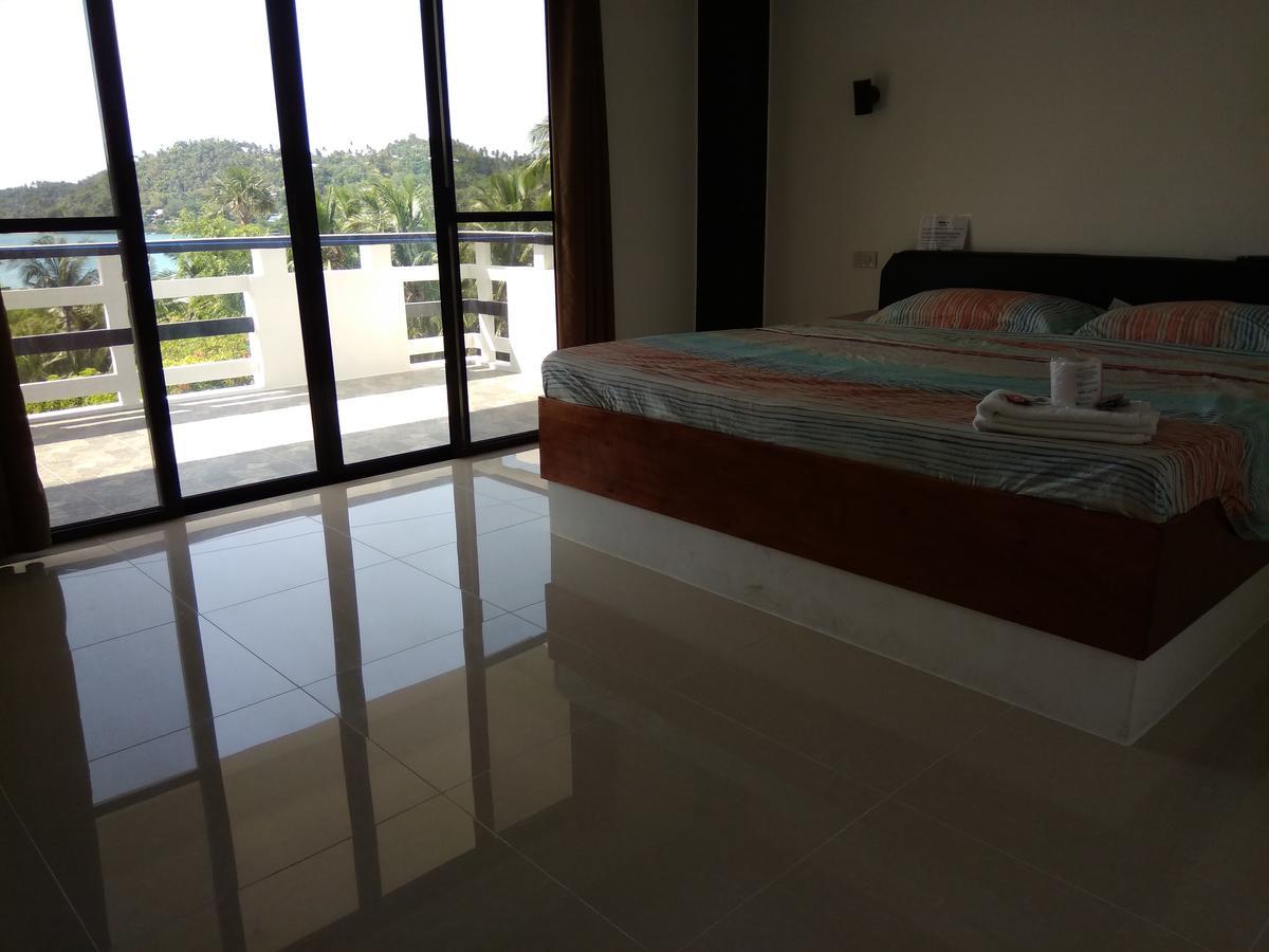 Jalyn'S Resort Sabang Puerto Galera Exterior photo